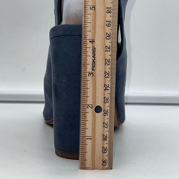 JustFab Lizette Strappy Chunky Heel Sandals - Picture 4 of 10